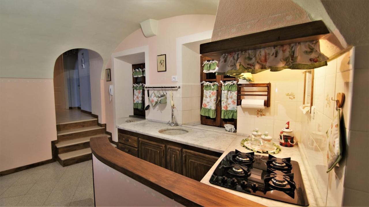 Villa La Casina Dei Cuori Di Nonna Miglia Pallerone Exterior foto