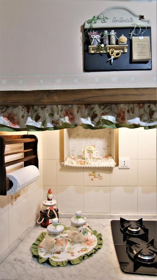 Villa La Casina Dei Cuori Di Nonna Miglia Pallerone Exterior foto